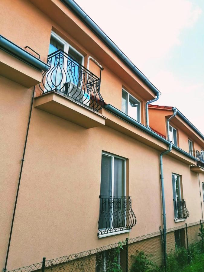 Apartmany Pri Auparku Piest'any Luaran gambar