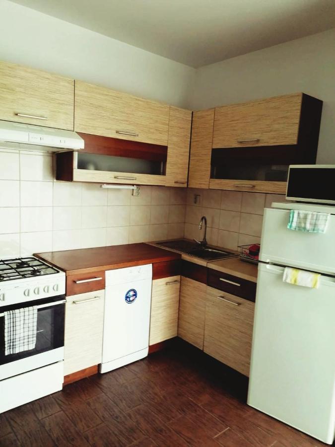 Apartmany Pri Auparku Piest'any Luaran gambar