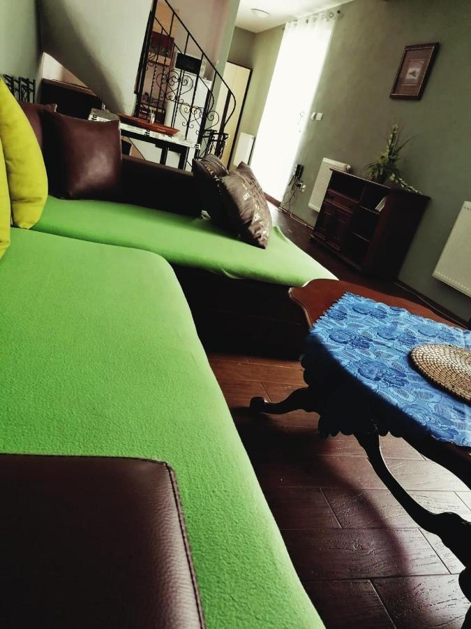 Apartmany Pri Auparku Piest'any Luaran gambar