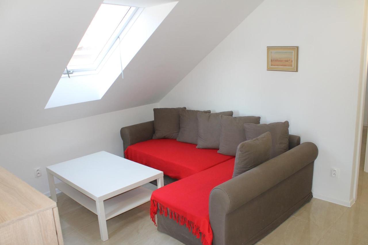 Apartmany Pri Auparku Piest'any Luaran gambar