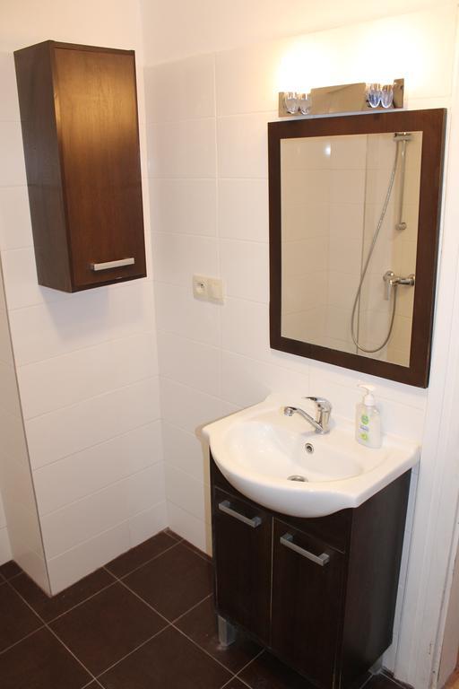 Apartmany Pri Auparku Piest'any Luaran gambar