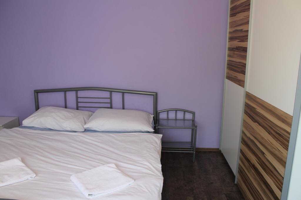Apartmany Pri Auparku Piest'any Luaran gambar